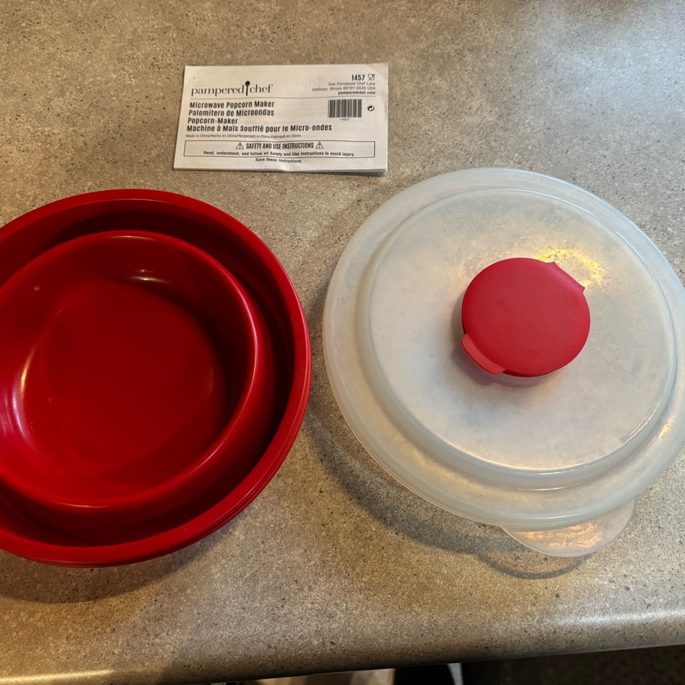 Pampered chef microwave popcorn maker
